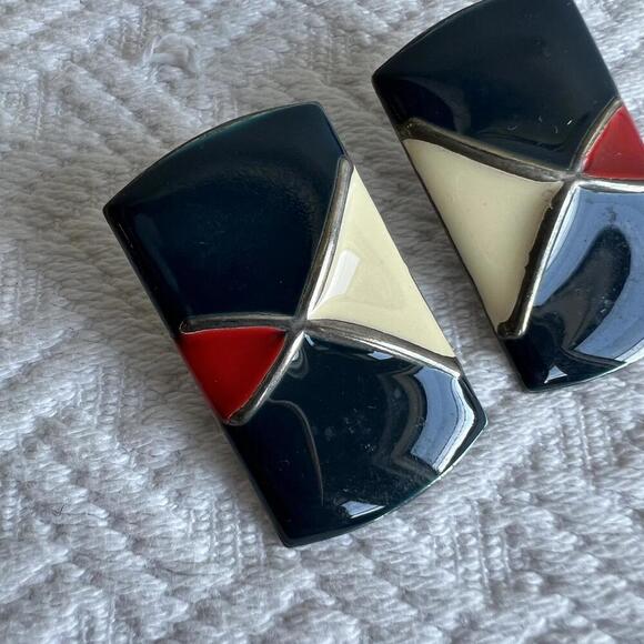 Vintage Women's Red White Blue Enamel Finish Chevron Design 80s Retro Earrings - Picture 1 of 9